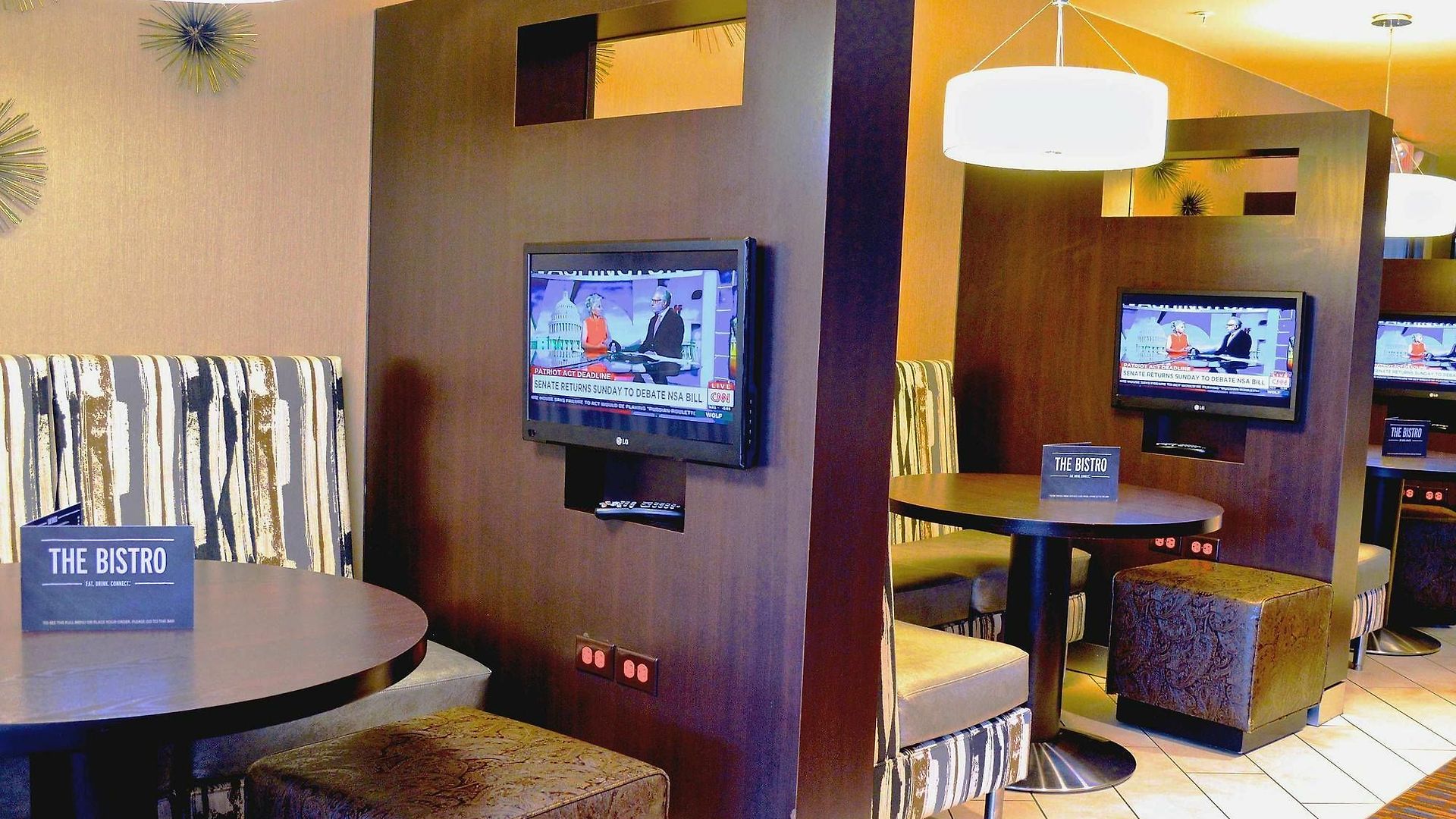 Courtyard By Marriott Vanderbilt West End Hotel