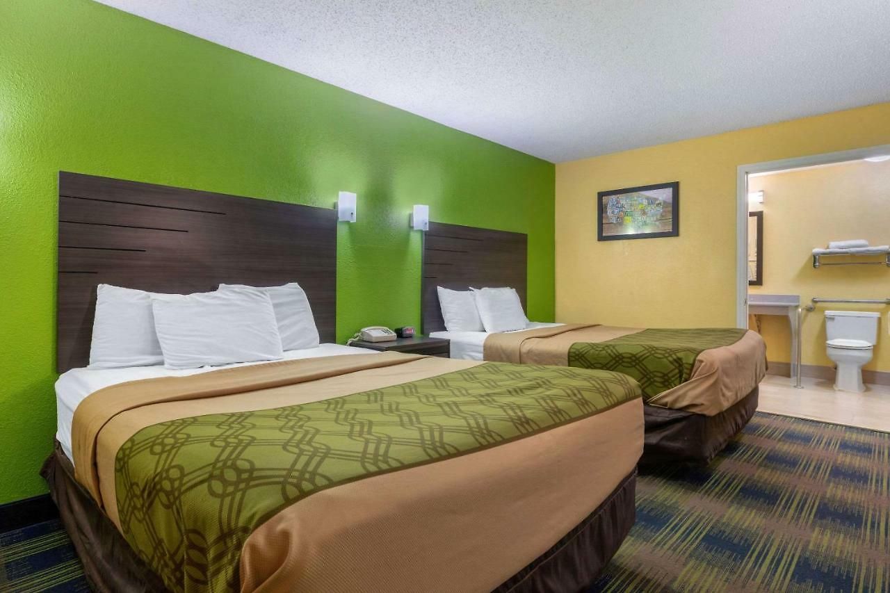 Lodge Econo Near Percy Priest Nashville
