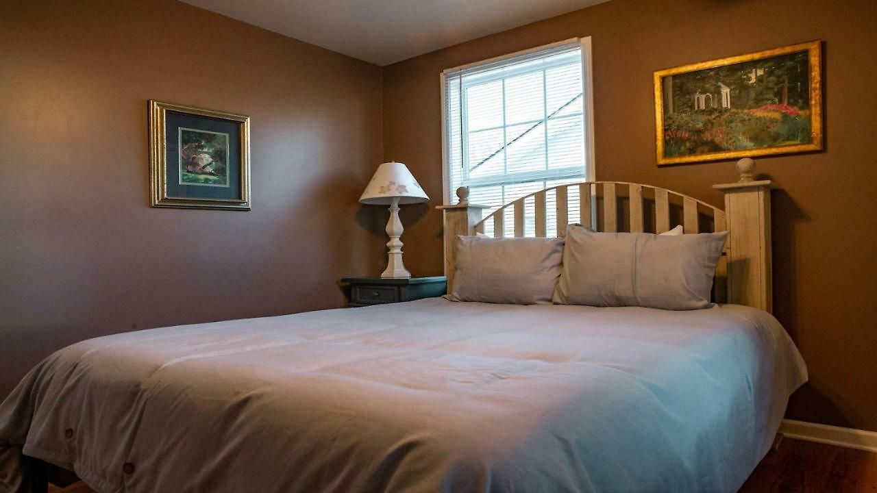 Guest house Living Like A Local! *