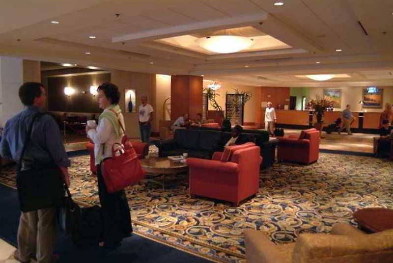 Doubletree By Hilton Downtown Hotel Nashville