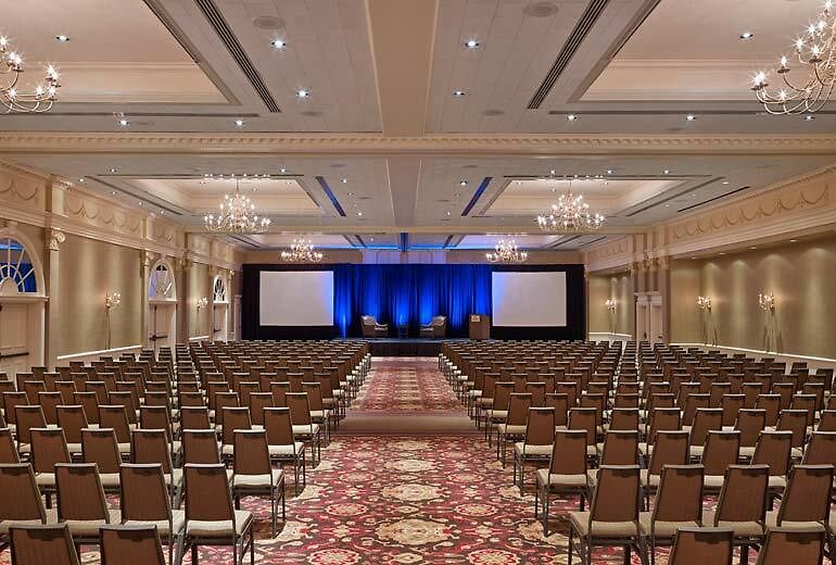 Sheraton Music Airport Hotel 4*