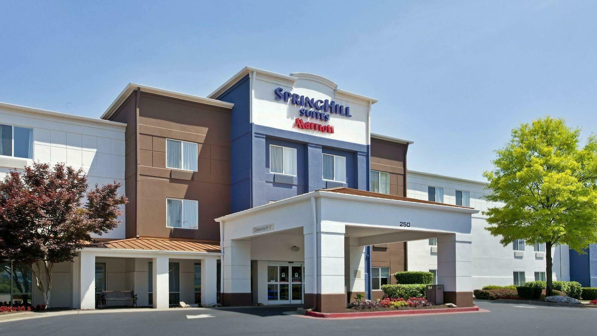 Springhill Metrocenter Hotel