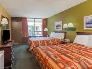 Hotel Days Bna St Thomas W Hosp