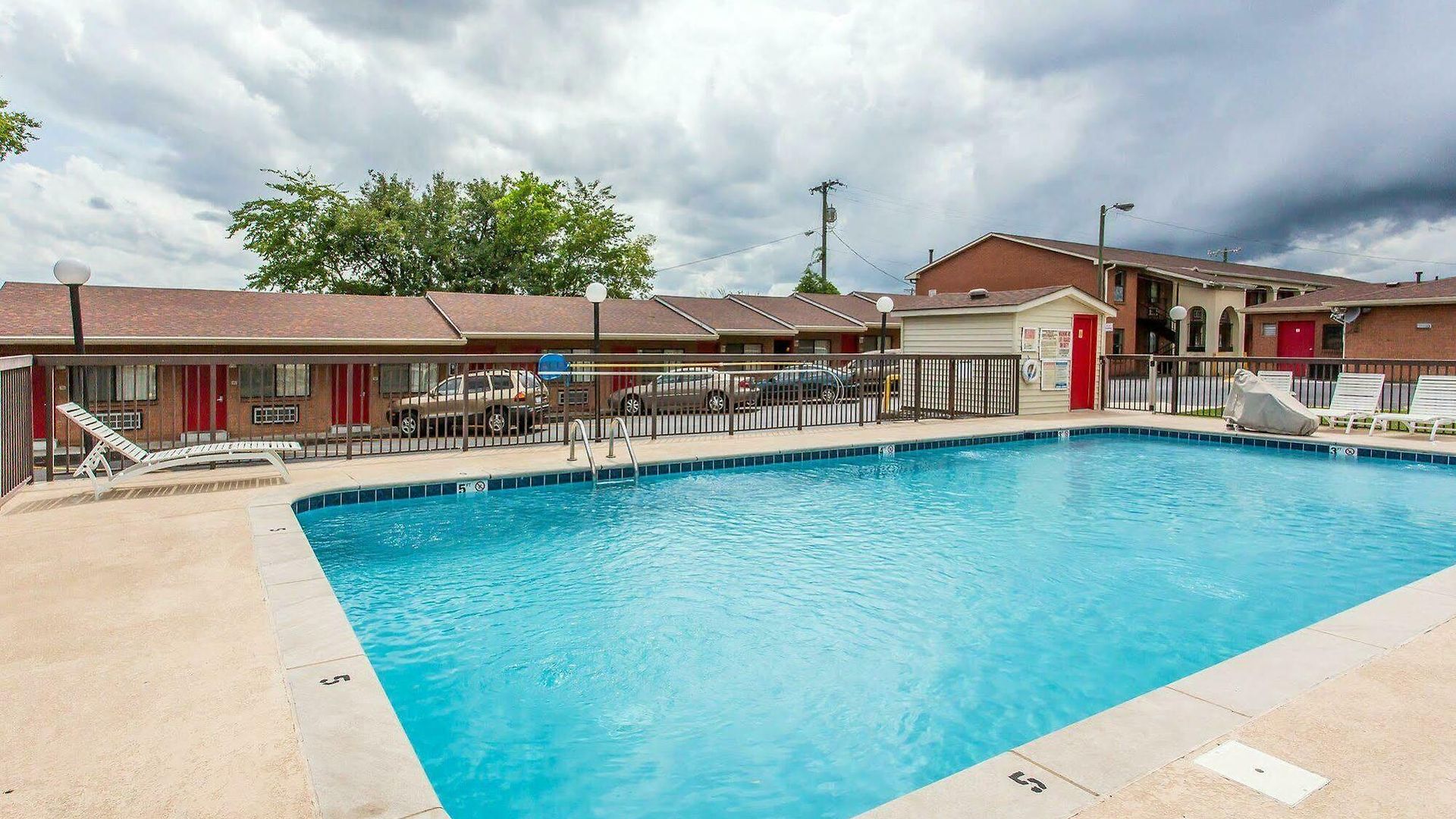 Motel Econo North 3*