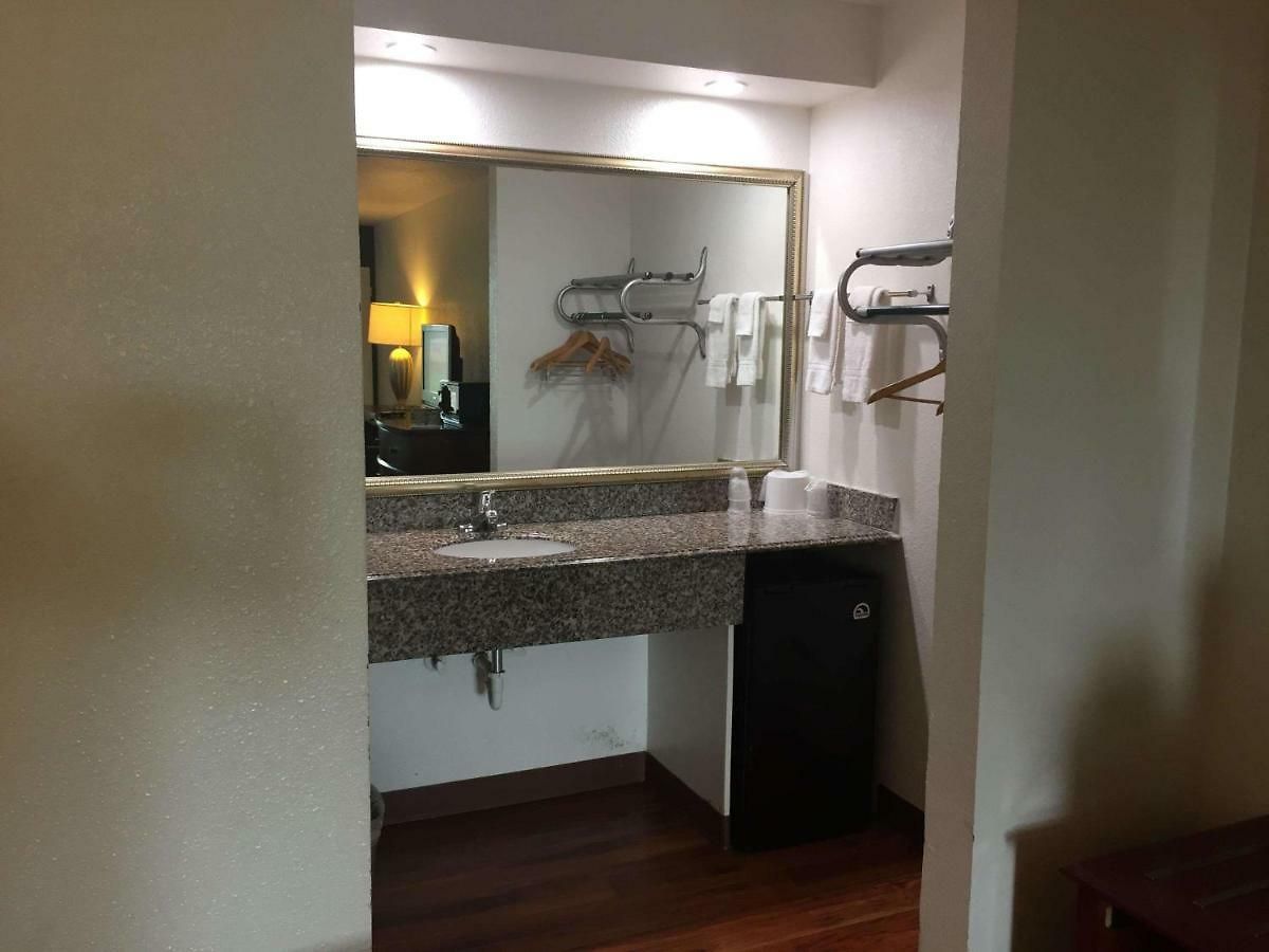 6-nashville, Tn - Airport 3* Nashville