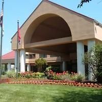 Doubletree By Hilton Airport
