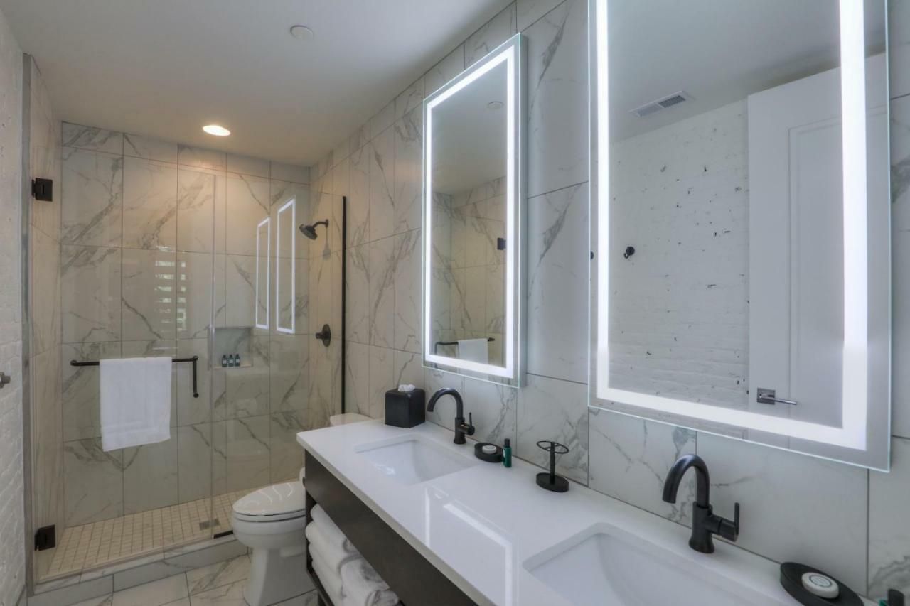 154 Hotel 3*