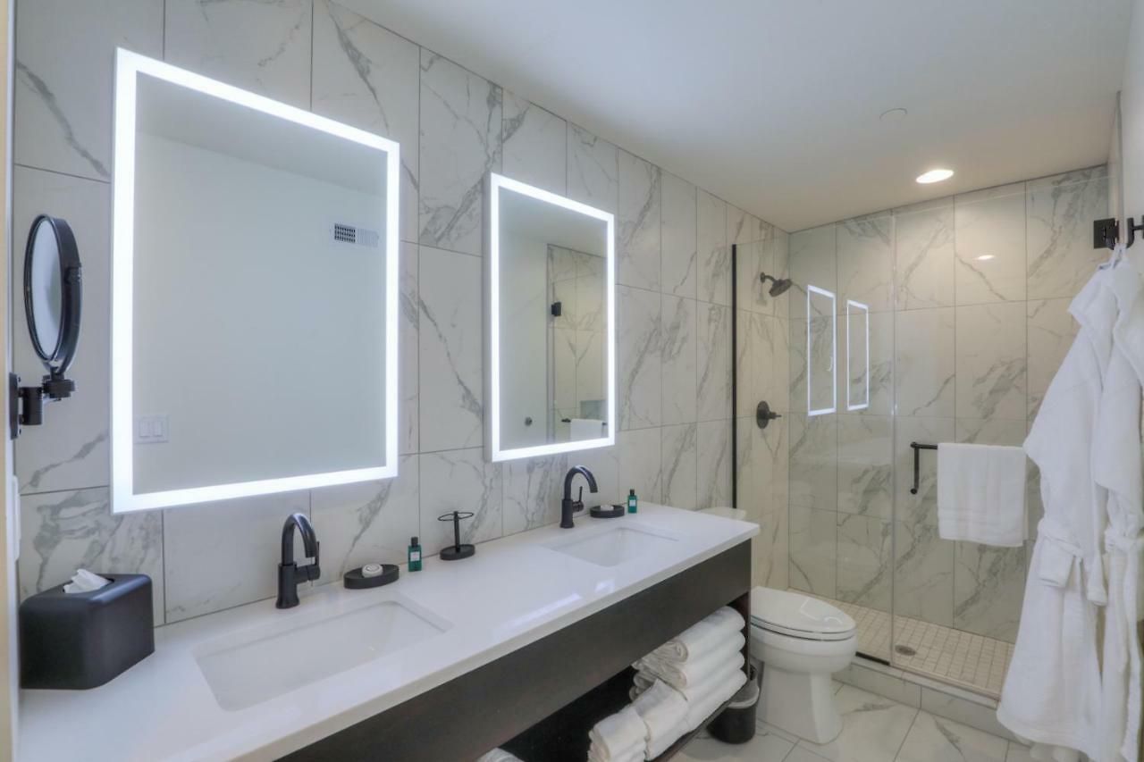 Hotel 154