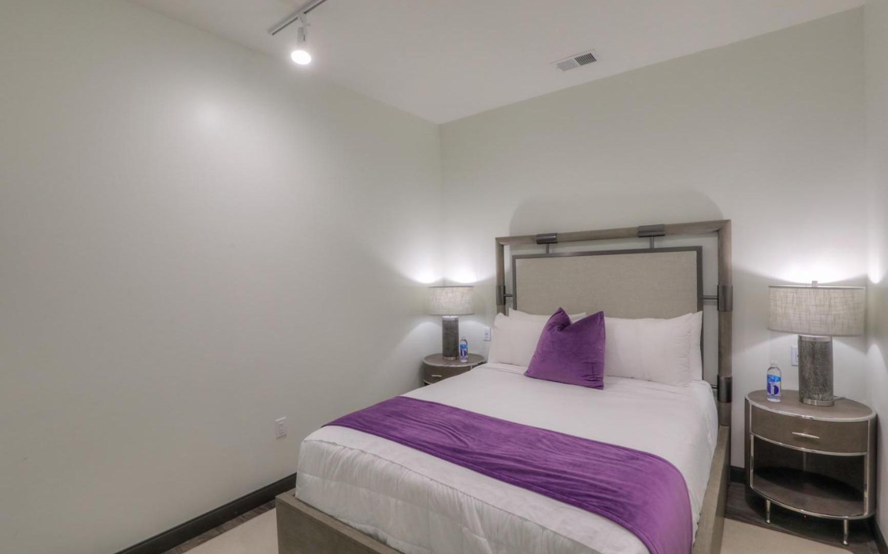 154 Hotel 3*