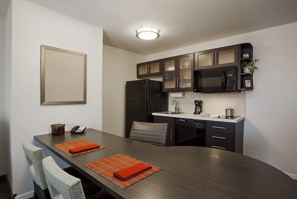 Candlewood Suites - Nashville Metro Center By Ihg 3* Nashville