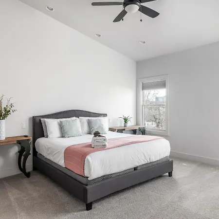 Holiday home In Edgehill Nashville