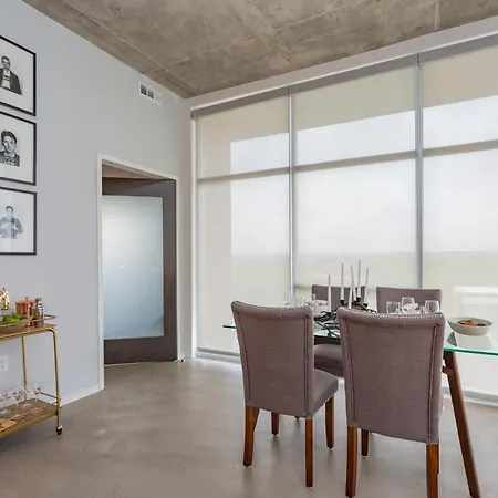 Gaze At Sprawling Vistas Through Walls Of Windows Nashville