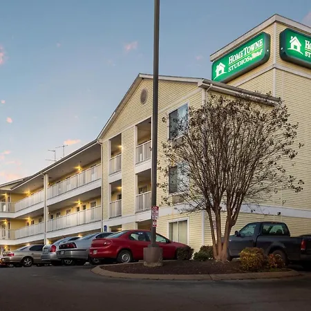 Hotel Hometowne By Red Roof - Airport/briley Pkwy