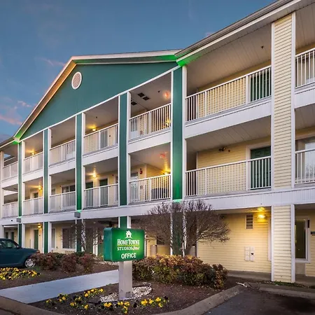 Hotel Hometowne By Red Roof - Airport/briley Pkwy 2*