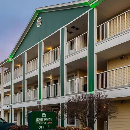 Hometowne By Red Roof - Airport/briley Pkwy 2* Nashville