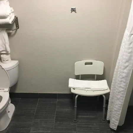 Comfort Airport - Bna Hotel