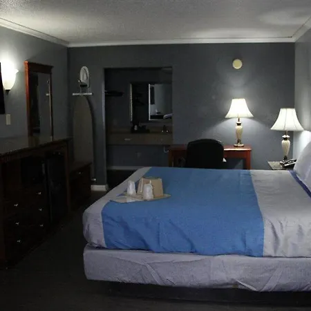 Hotel Quarters &