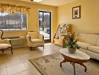 Super 8 By Wyndham Whites Creek/ Nw Area Hotel
