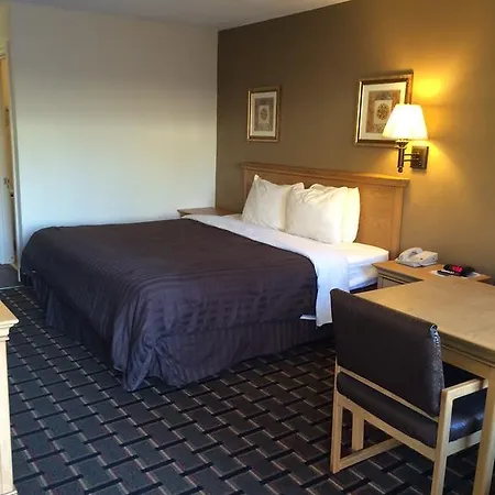 Americas Value Near Downtown Motel Nashville