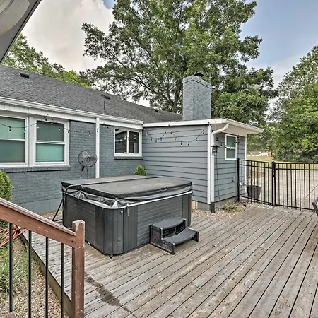 Holiday home Quiet Area W/ Pool - 15 Mi To Dtwn *