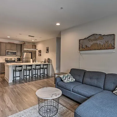 Modern Condo: 7 Mi To Downtown! *