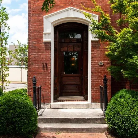 Lord & Liberty Hotel, Henrie House