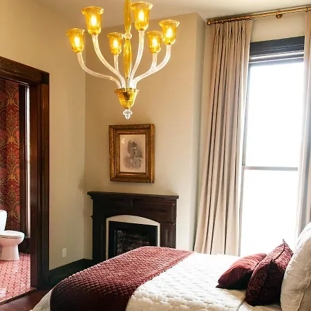 Guest house Lord & Liberty Hotel, Henrie House *