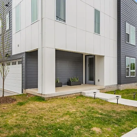 Vibrant Designer House With Roof Deck & Garage Near Dt *