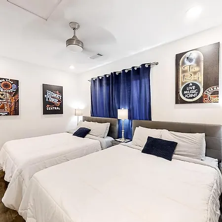 The Vibe Holiday home