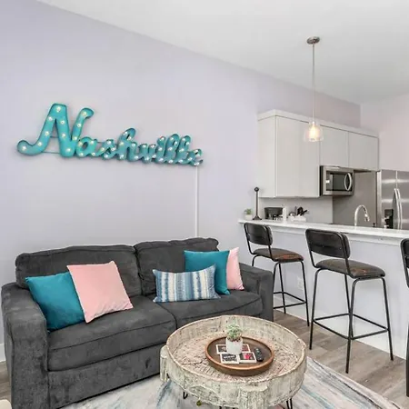 1st Floor No Steps - 2 Miles To Downtown * Nashville