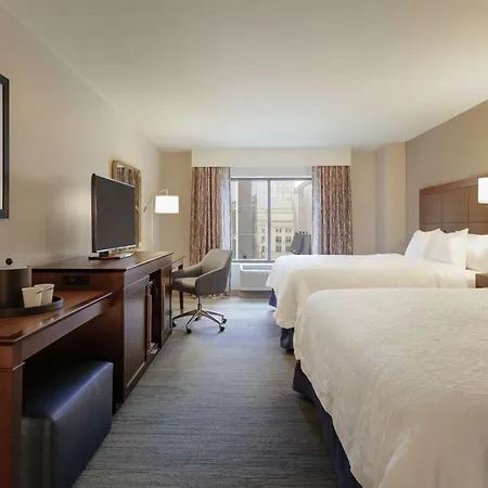 Hampton & Nashville-downtown 3*