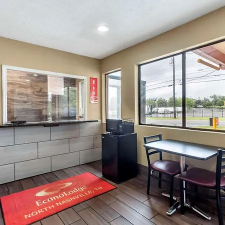 Econo North Motel