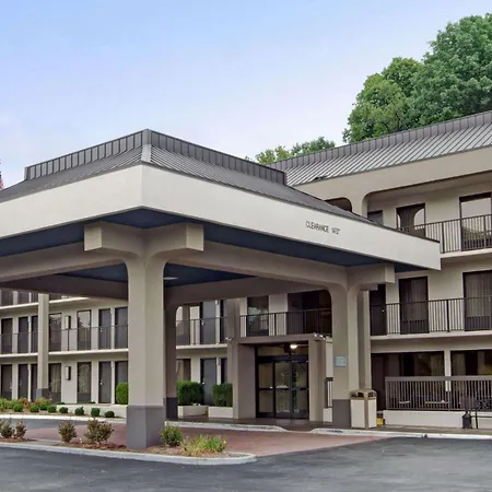Baymont By Wyndham Airport Nashville