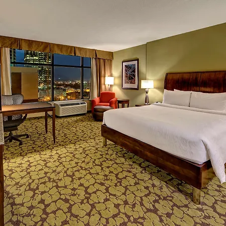 Hilton Garden Downtown Convention Center Nashville