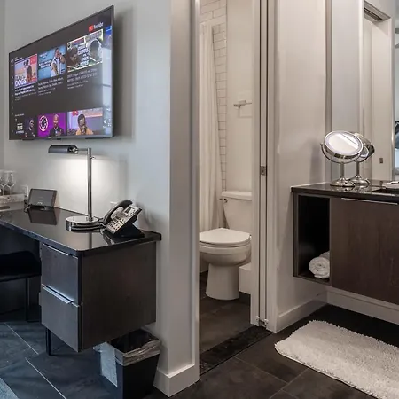 Hotel 121 By Avantstay Chic Modern Deluxe In Ideal Location 202