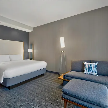 Courtyard By Marriott Hills 3* Nashville