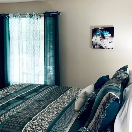 Luxury Townhome 20 Min To Music City, Apartment Nashville