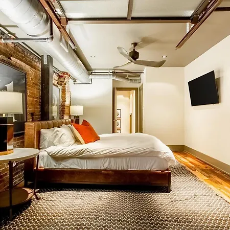 Tasteful Loft Nashville