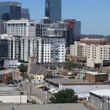Palatial Abode With Downtown View & Free Parking Nashville