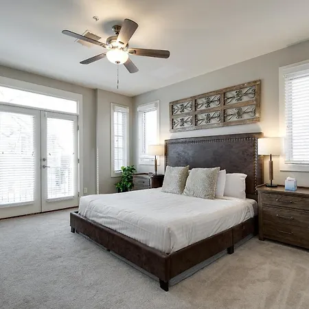 2-bedroom Unit With Free Parking & 2 King Beds Apartment *