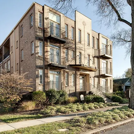 2-bedroom Unit With Free Parking & 2 King Beds