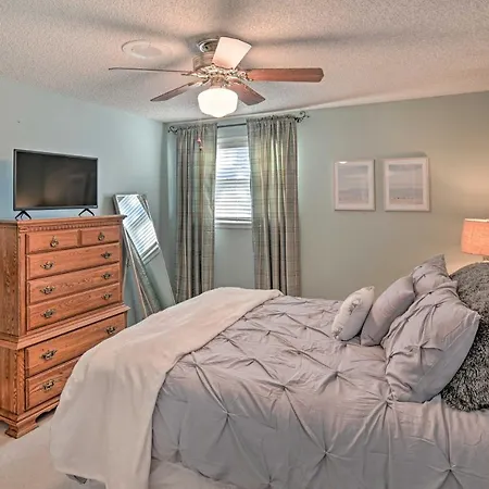 Roomy Getaway On Percy Priest Lake!