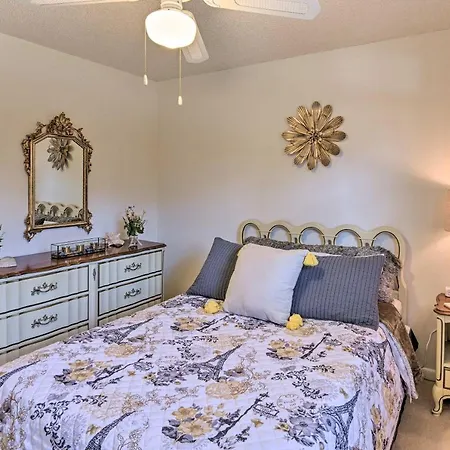 Holiday home Roomy Getaway On Percy Priest Lake! Nashville