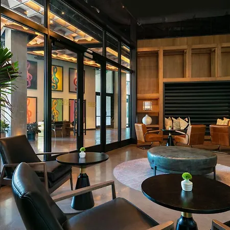 Hotel W 5*