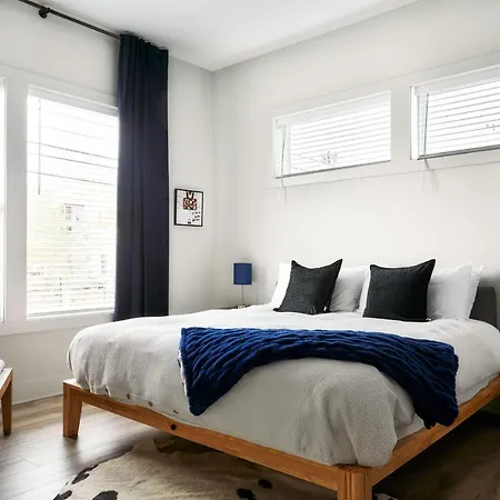 Two Rooftops Spacious Luxury With Private Parking In East Nash * Nashville