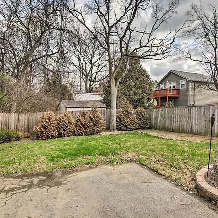 Holiday home Cozy Gem Walk To Centennial Park! *
