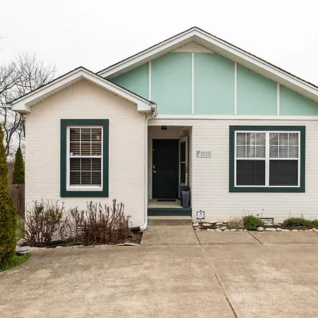 Contemporary Paradise W/ Private Bathroom Homestay Nashville