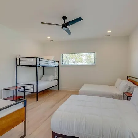 Luxury Downtown Nash/roofdeck/11 Beds Holiday home