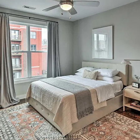 Tasteful Townhome Less Than 2 Miles To Music Row