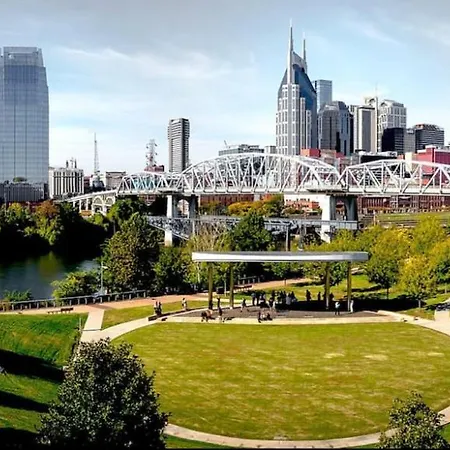 Luxury 3 Level East-nash W/ Rooftop Terrace Nashville